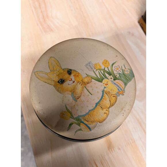 Wang's International 1987 Candy Tin, Bunnies, Ducks, Easter, Yellow Grannycore - Picture 4 of 11